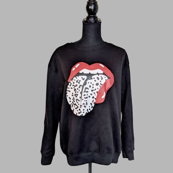 Rolling Stones Tops - Rolling Stones unbranded black soft leopard print sweatshirt size S